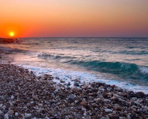 Strand mit Sonnenuntergang